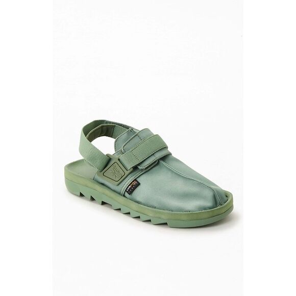 Urban Outfitters x Reebok Beatnik Sharktooth Clog Sandals $120 - Picture 7 of 14